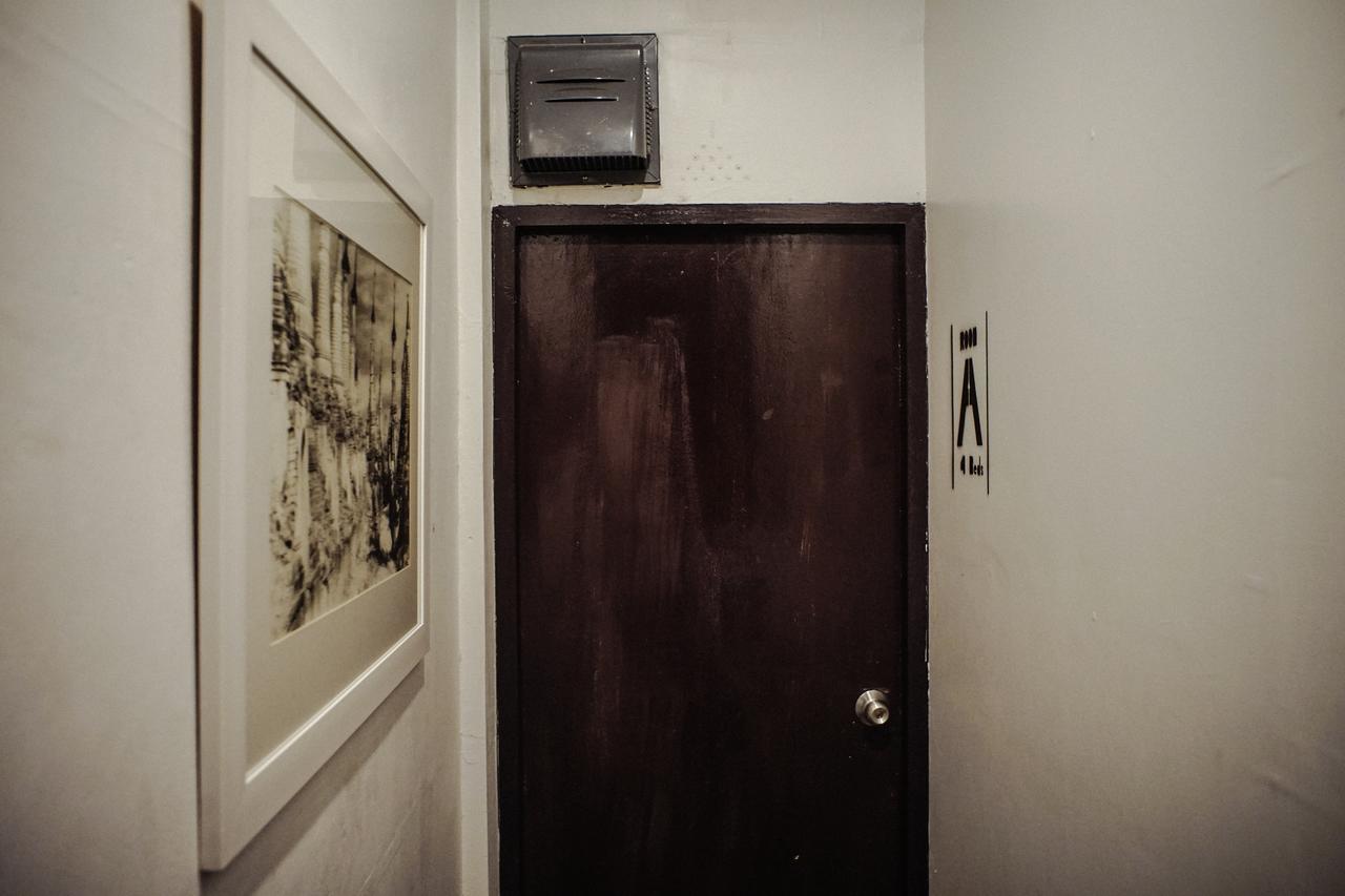Some Rest Hostel Бангкок Экстерьер фото