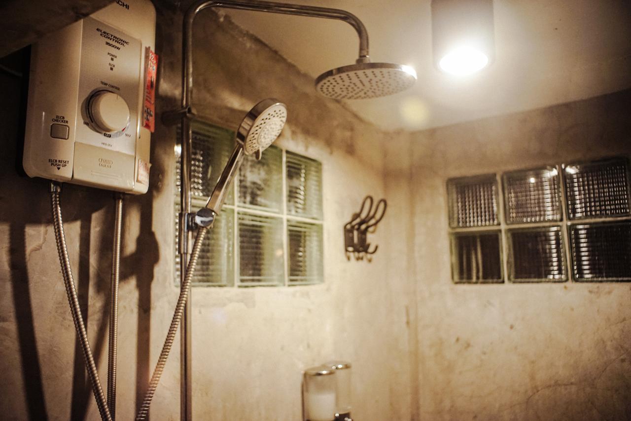 Some Rest Hostel Бангкок Экстерьер фото
